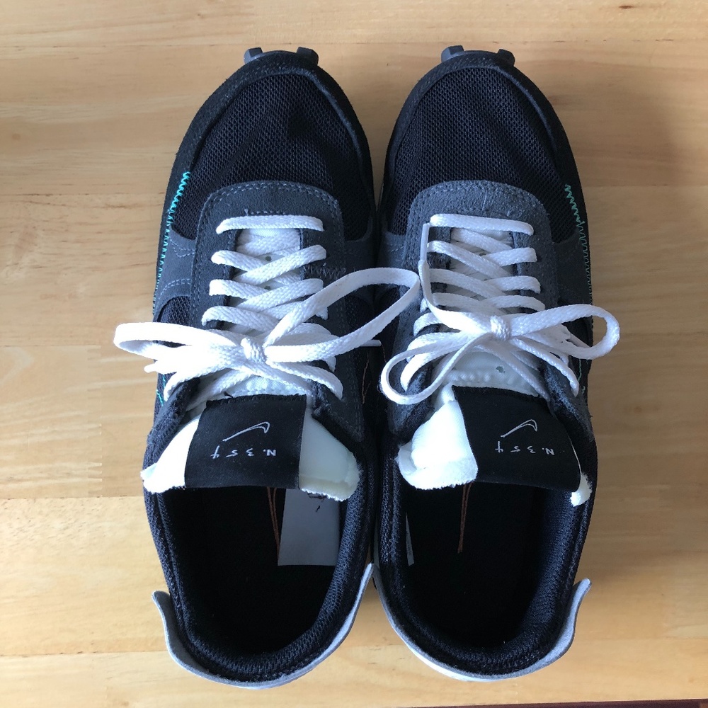 Nike Daybreak Shoes Men's 6.0 Women's 7.5